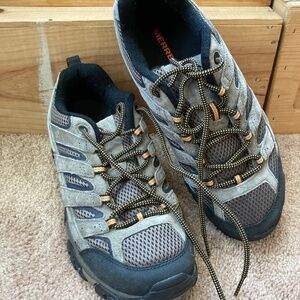 Merrell Moab 2 Hiking boots (new)
